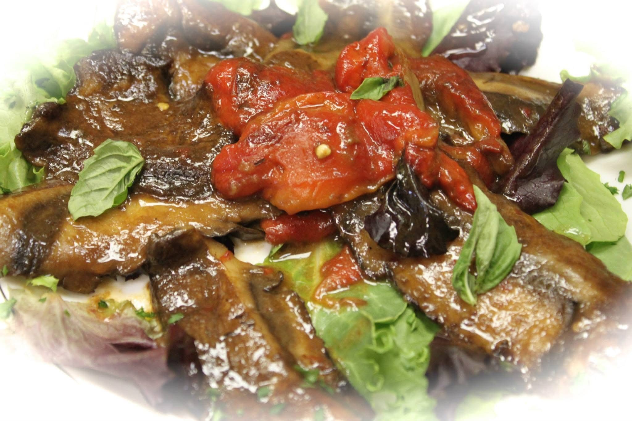 PORTABELLO & ROASTED PEPPERS